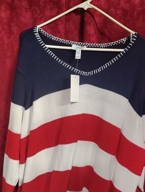 d&co Navy White Red Striped Women's Sweater